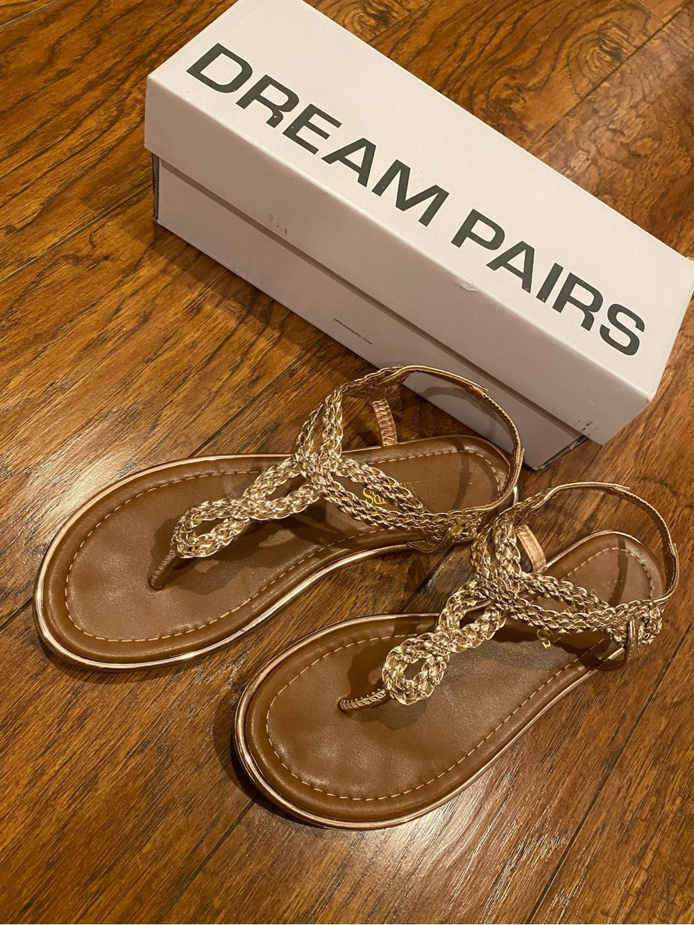 ROSE GOLD SANDALS | 7 🏖️